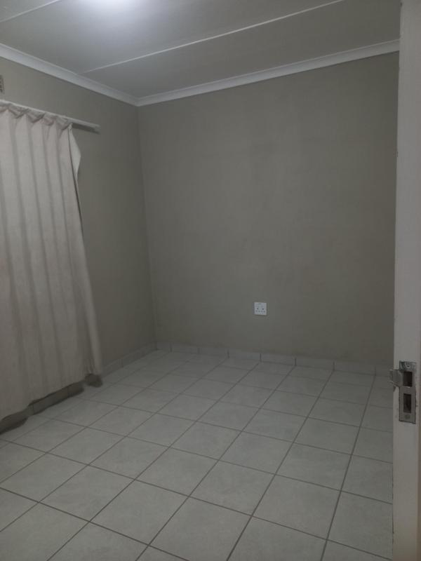 2 Bedroom Property for Sale in Queenstown Central Eastern Cape